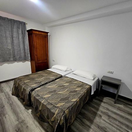 Apartamentos Maja Бенідорм Екстер'єр фото