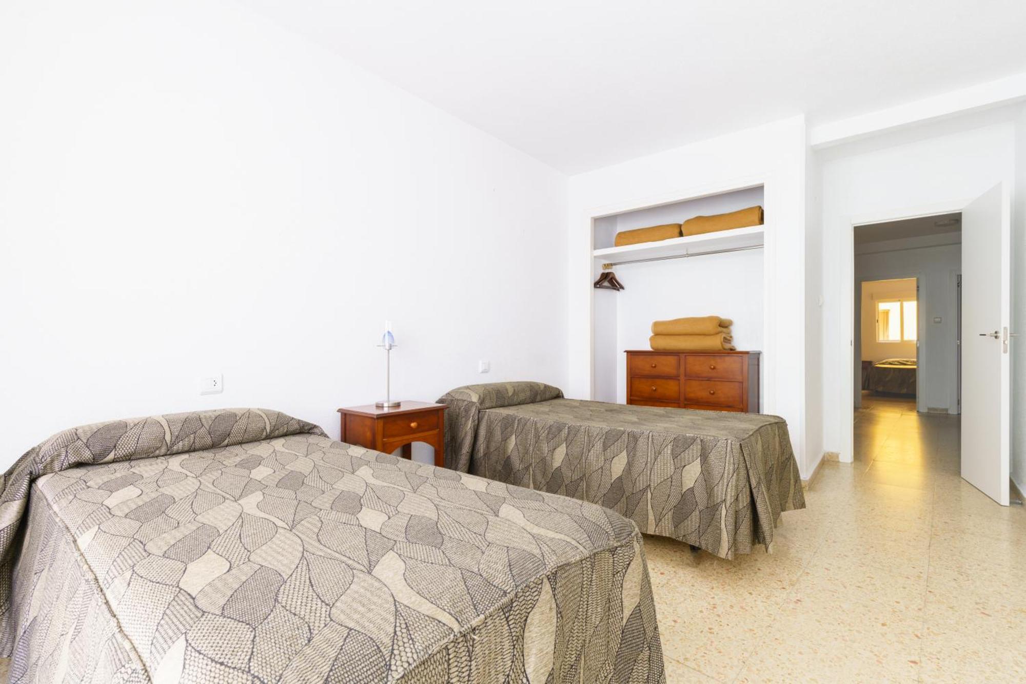 Apartamentos Maja Бенідорм Екстер'єр фото