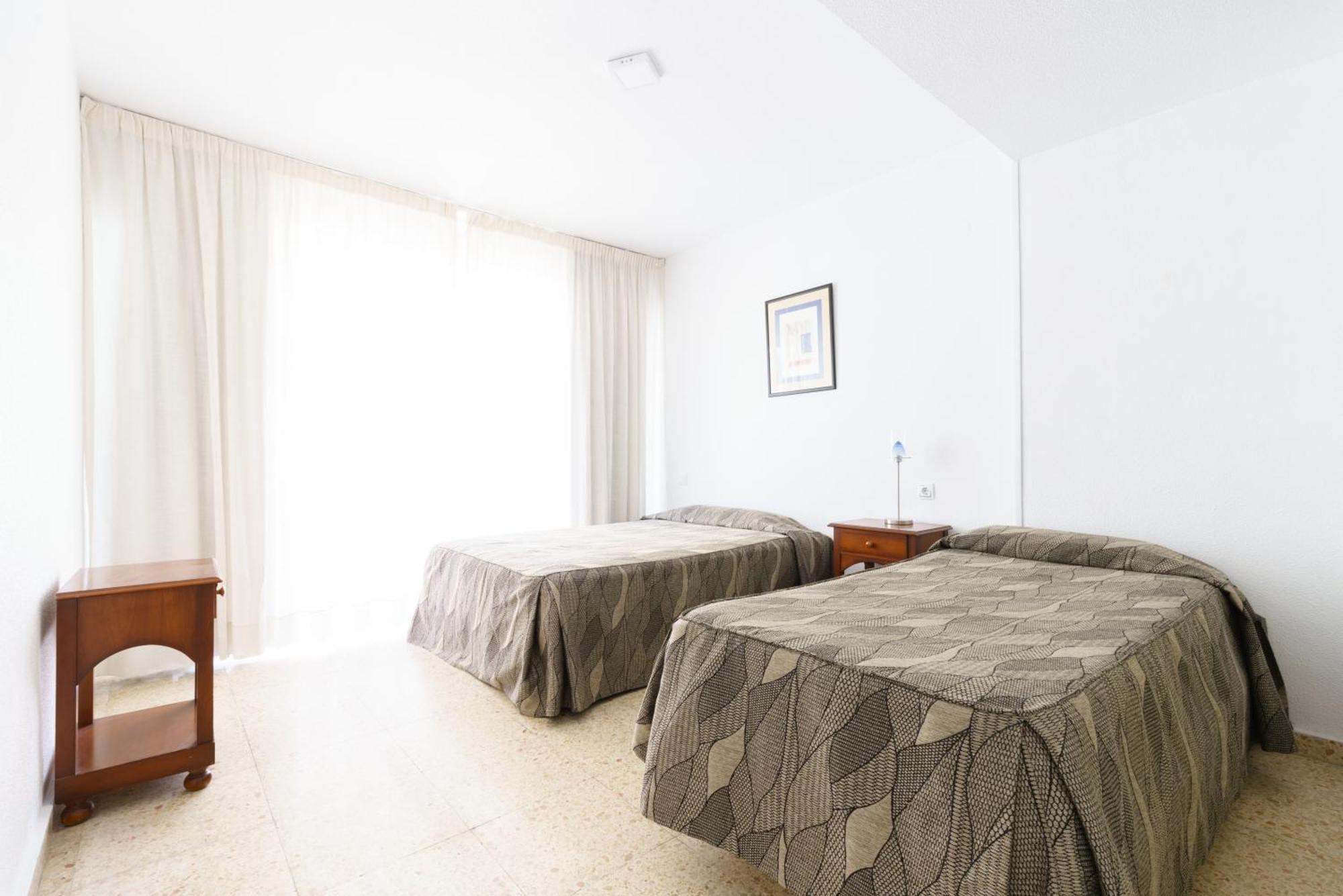 Apartamentos Maja Бенідорм Екстер'єр фото